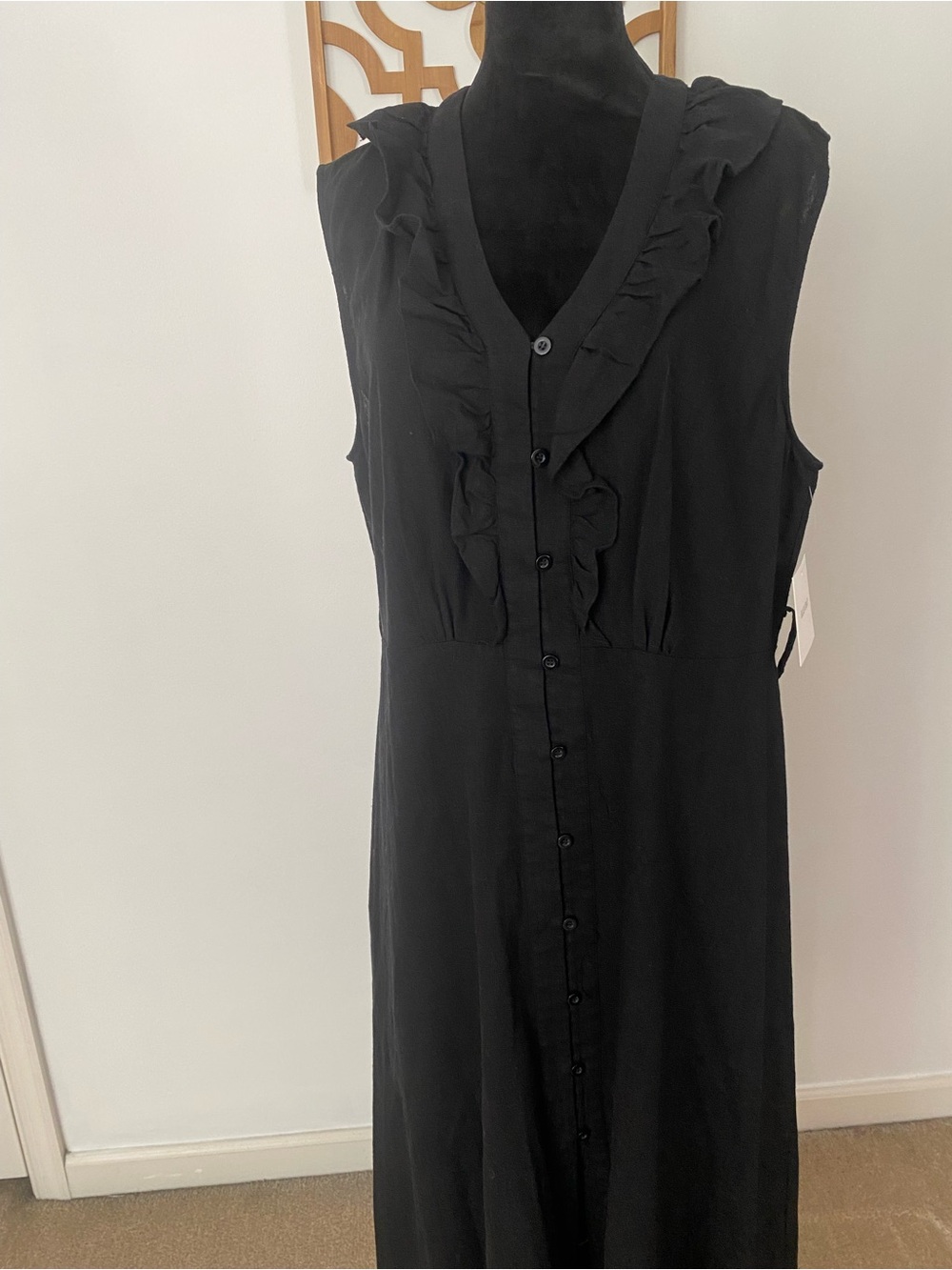 Ellen Tracy Black Sleeveless Maxi Dress with Ruffle Trim